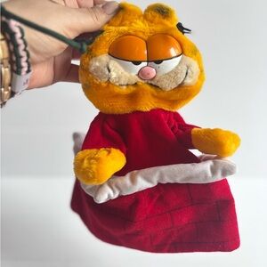 Vintage 1981 Dakin Garfield Santa Chimney Plush